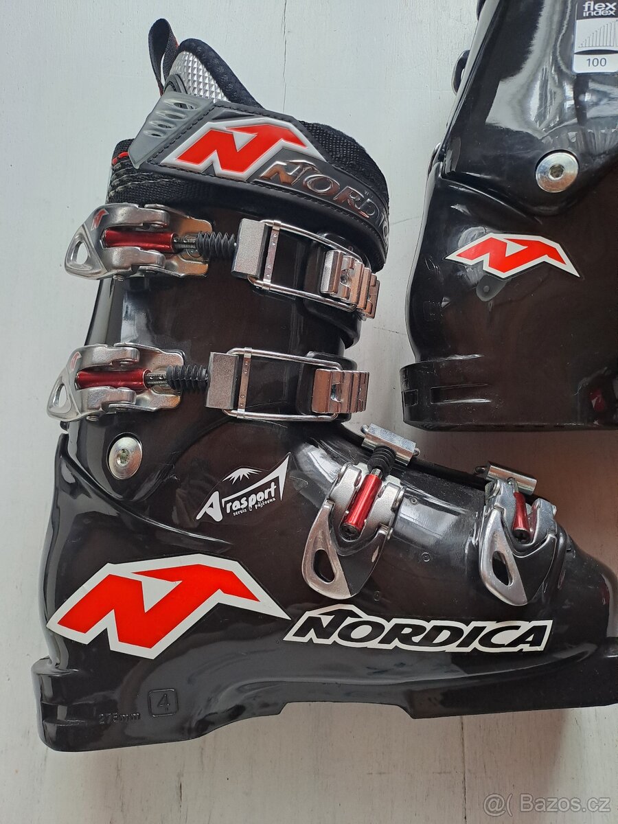 Lyžáky zn.Nordica