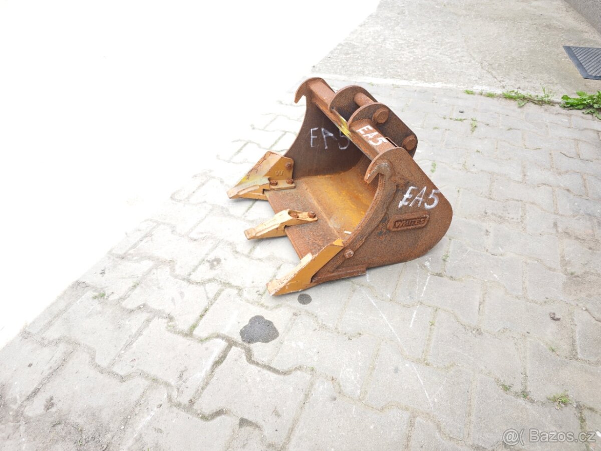 Lžíce podkopová zubatá 47.5 cm, EA5