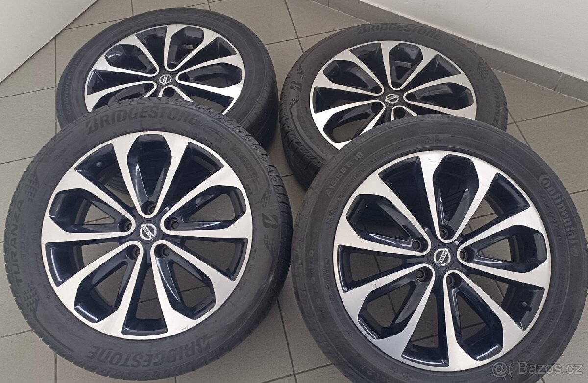 5x114,3 R18 Nissan originál