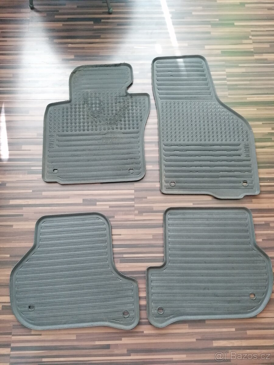 Škoda Octavia II-koberečky