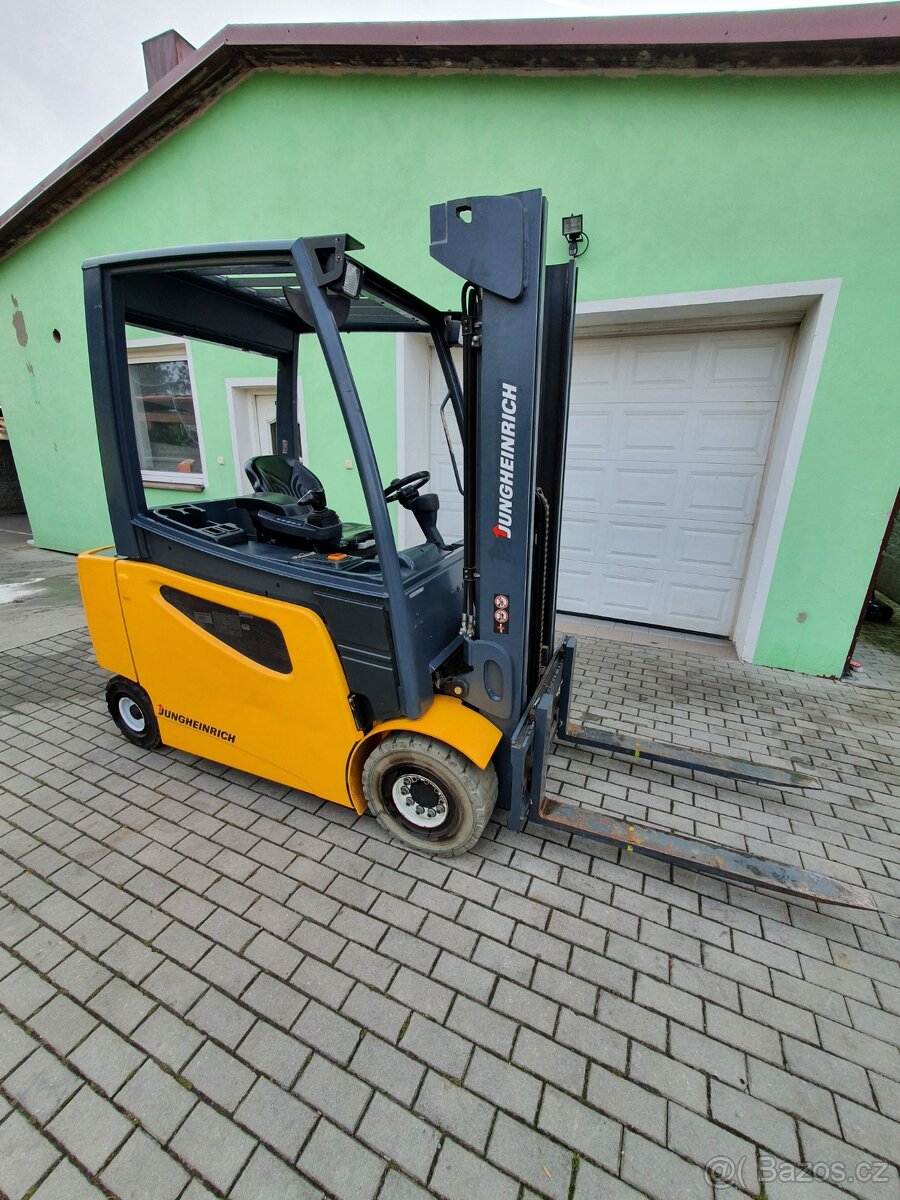 VZV Jungheinrich EFG 425