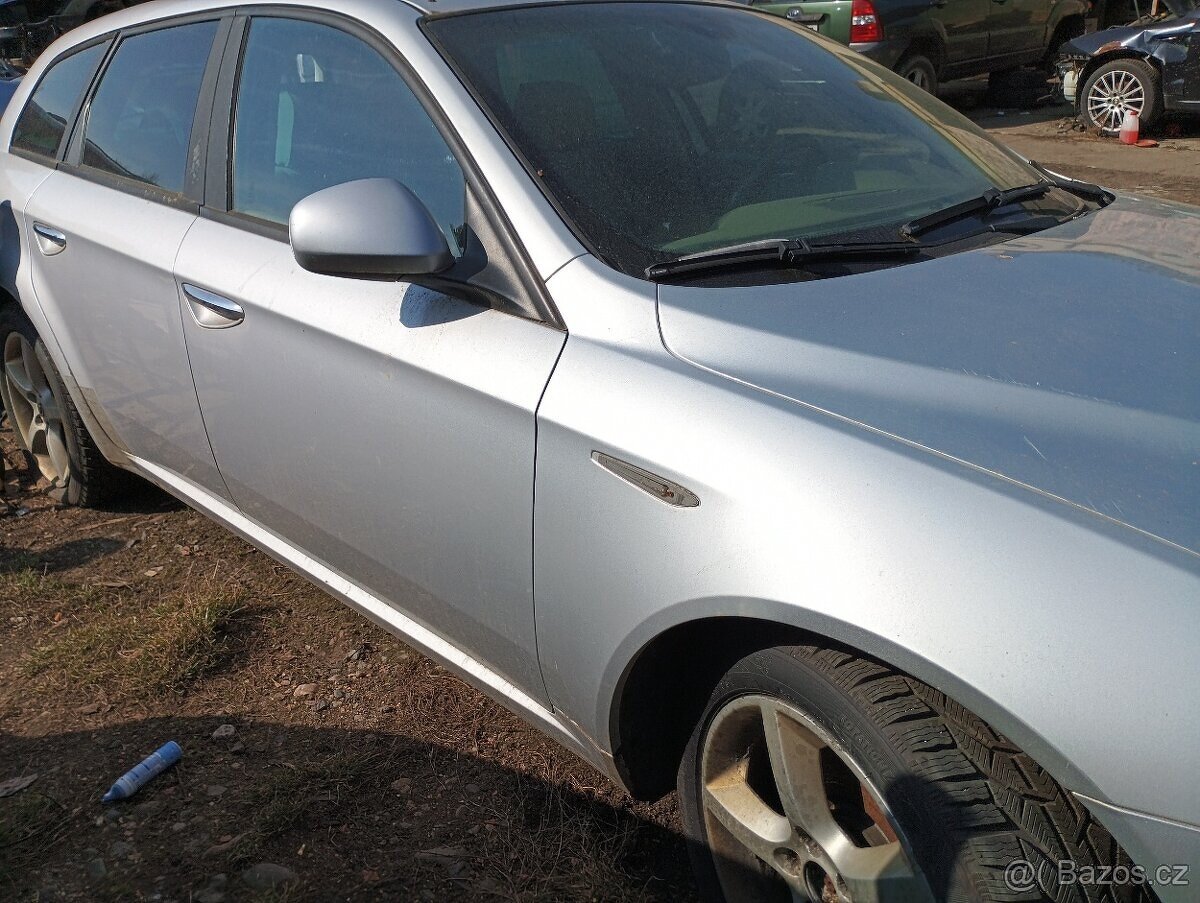 Alfa Romeo 159