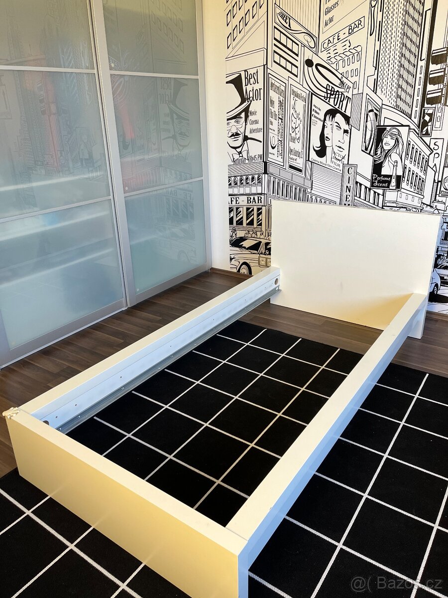 Postel Malm IKEA