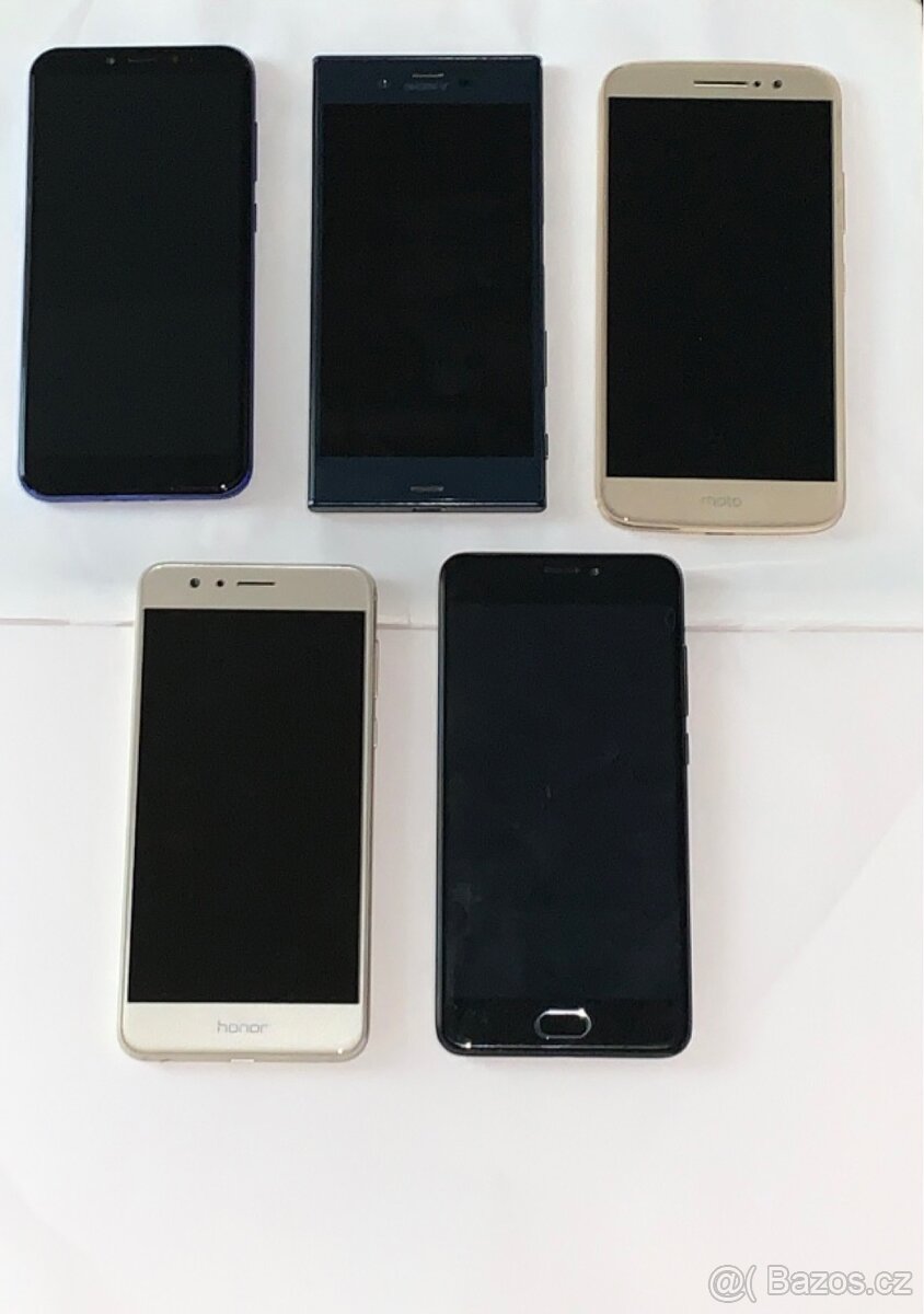5x Zablokovaný Mobilní Telefony