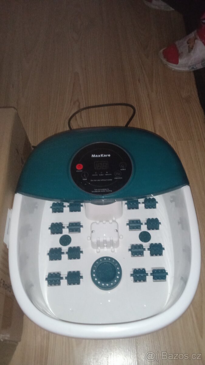 Masážní přístroj naipo MaxKare spa18