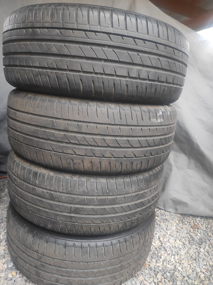 4x letní pneu Hankook 195/55 r16 (1200 za všechny)