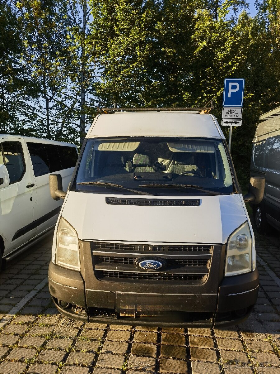 Obytné auto, dodávka, camper