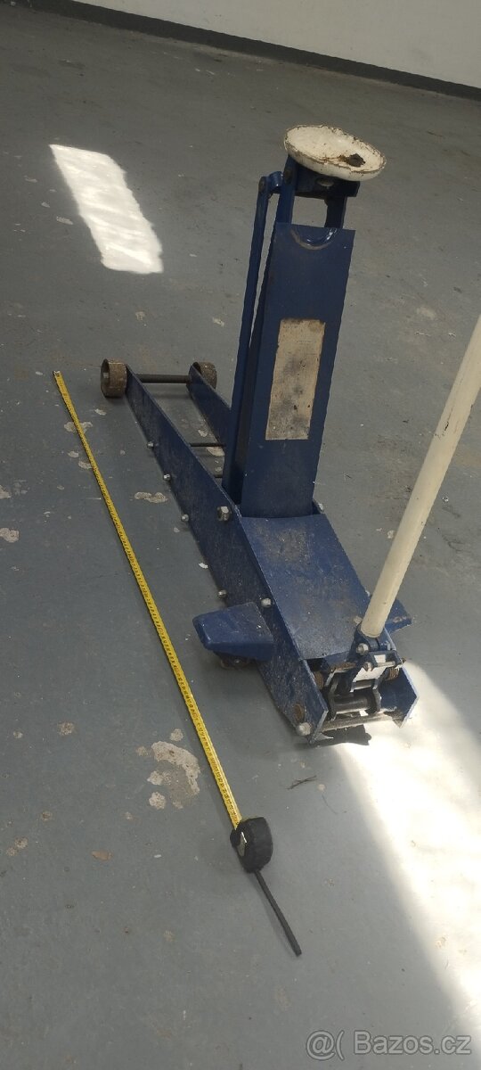 Hever hydraulický zvedák