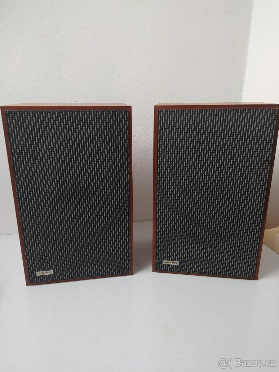 Tesla ars 825