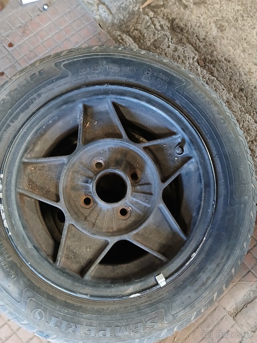 Elektrony 4x100