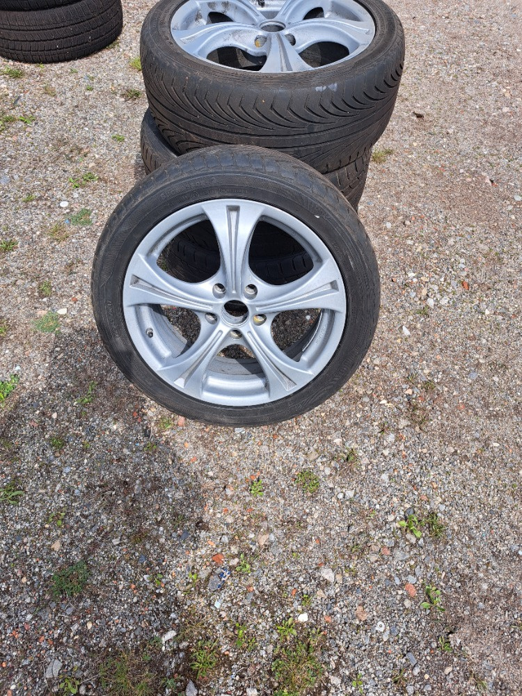 ALU KOLA R 17