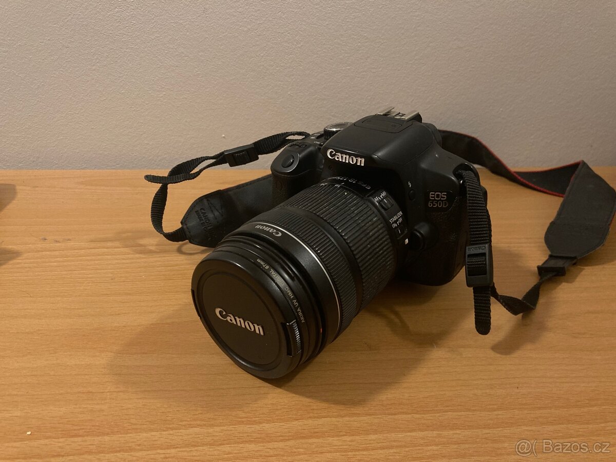 Fotoaparát Canon 650D, Objektiv 18-135mm