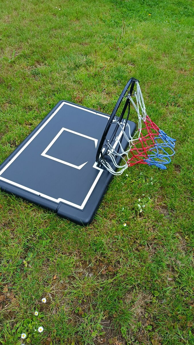Basketbalový koš