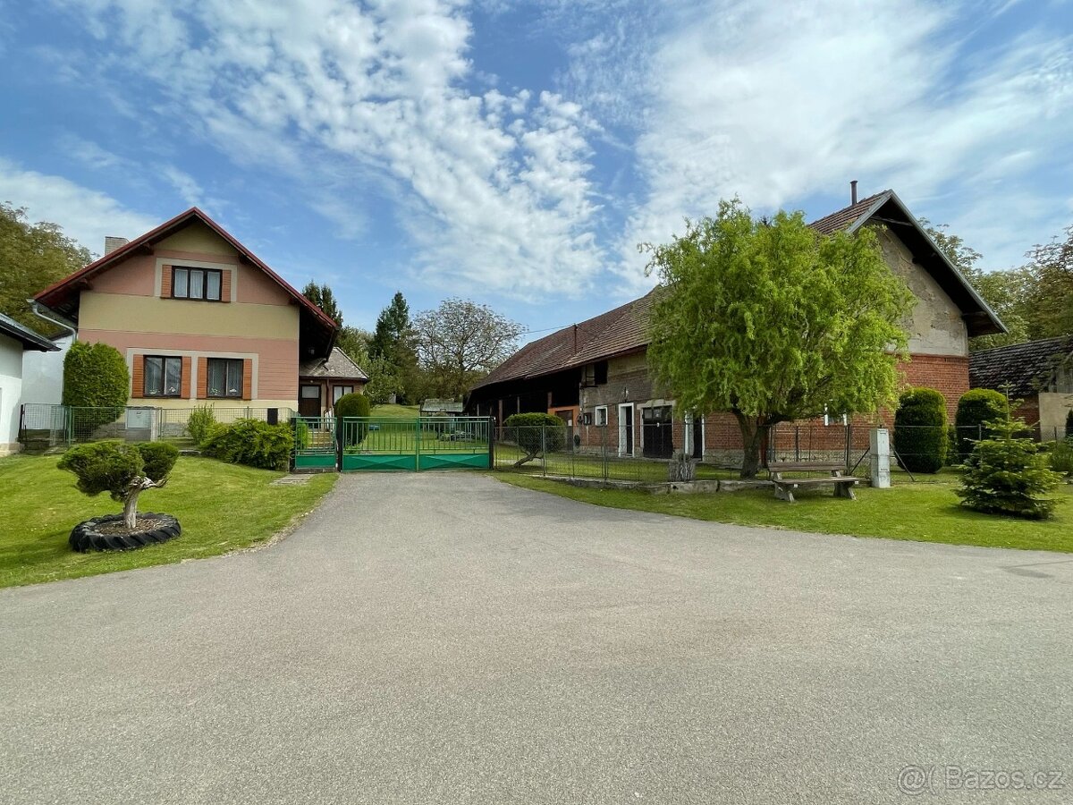 Prodej rodinného domu-zemědělská usedlost s velkou zahradou