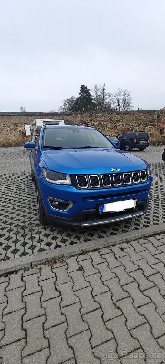 Jeep compass (Bazary ne volat)