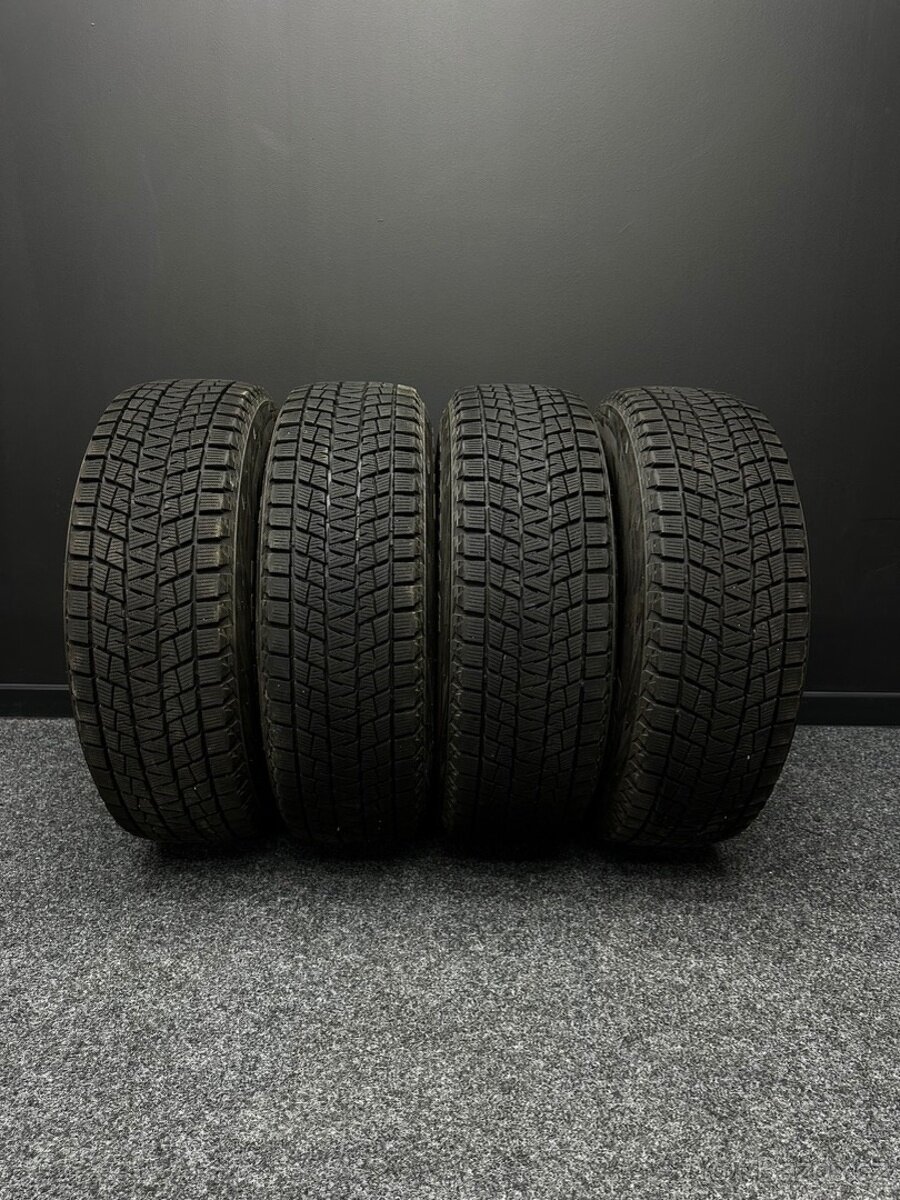 Sada pneu Bridgestone 215/70/16 100R