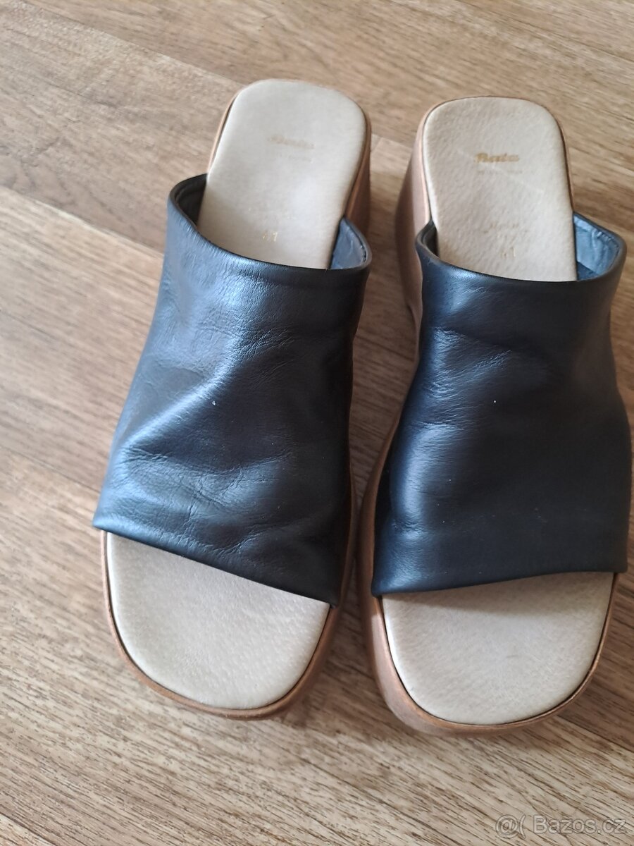 Dámské letní boty Baťa 41/27 cm. PC: 1799 Kč
