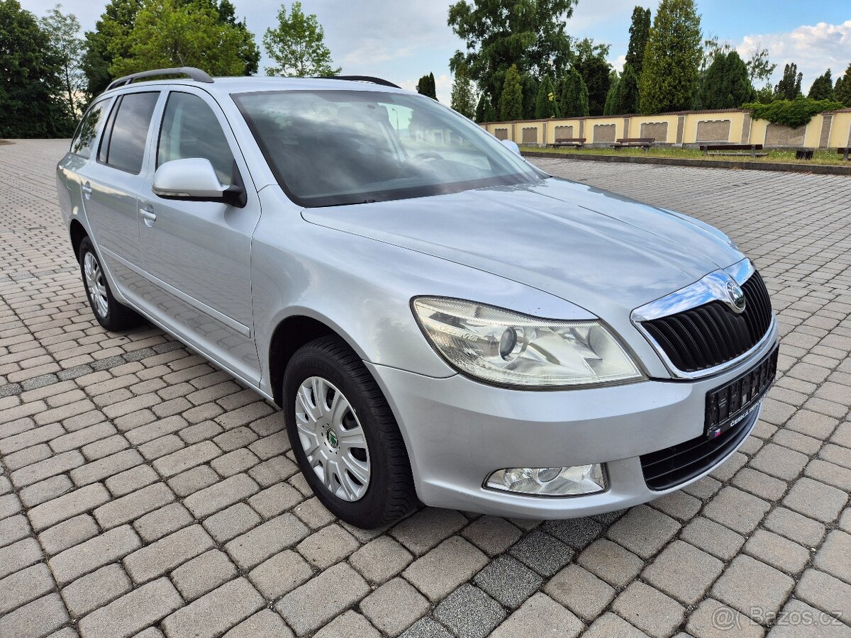 ŠKODA OCTAVIA II. 1.9TDI 4x4 servisní knížka pěkný stav.