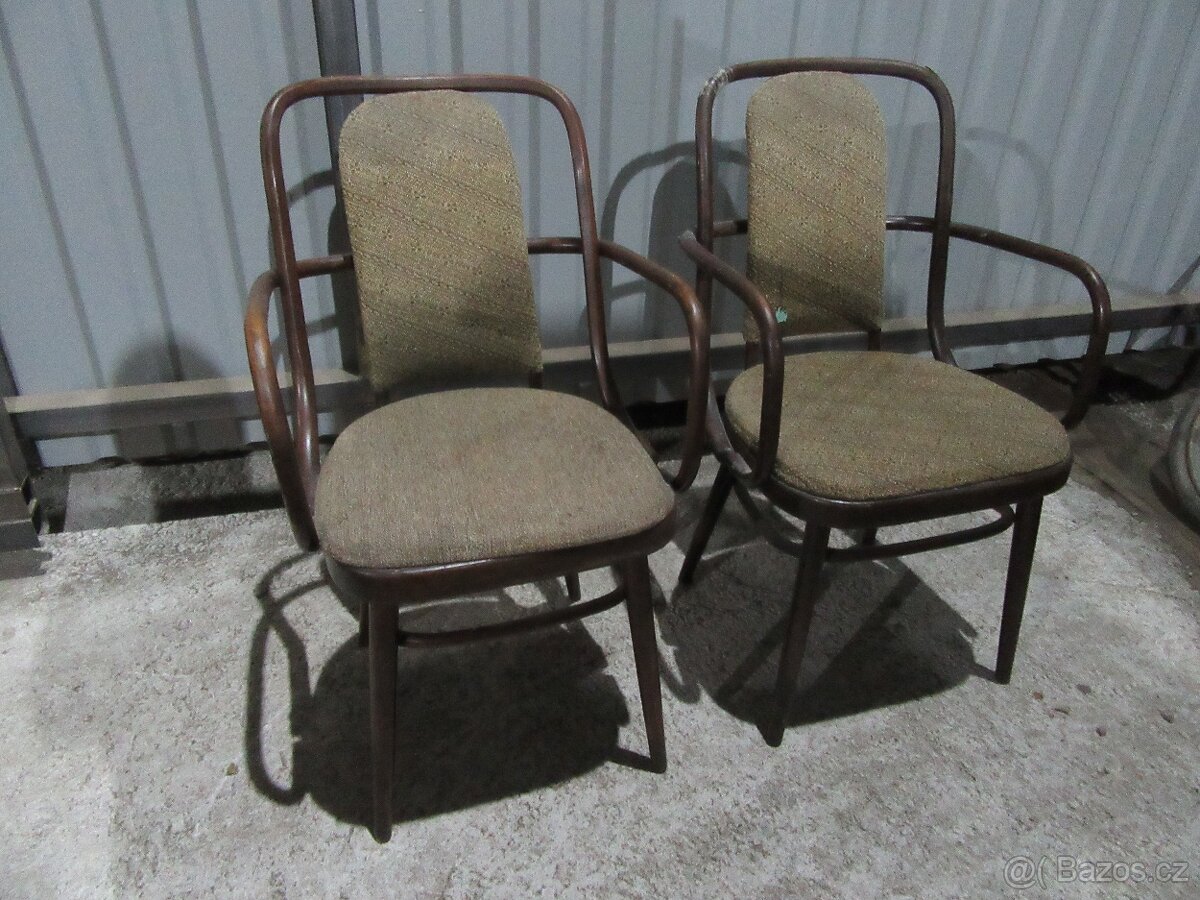 Nabízím retro polokřesla Ton. Na renovaci. Jen co je a foto.