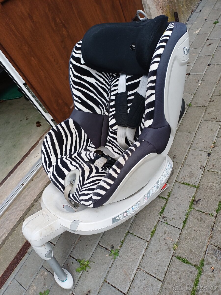Autosedačka B. Römer 0–18 kg – zebra, stabilní 360°základna