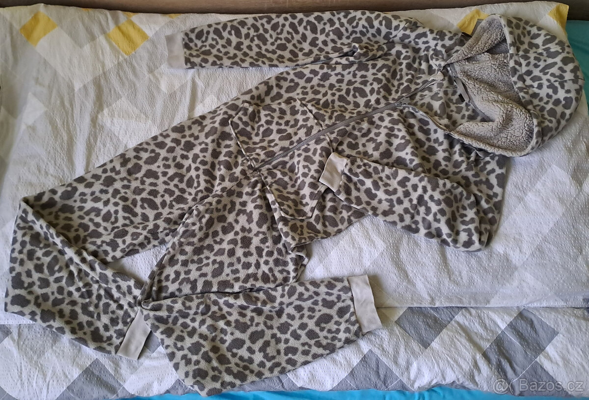 Teplý overal vel. S