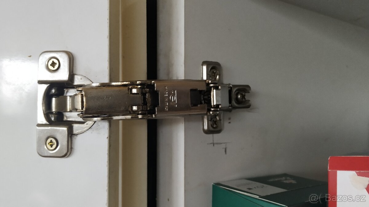 Panty FGV úhel otevření cca 225°