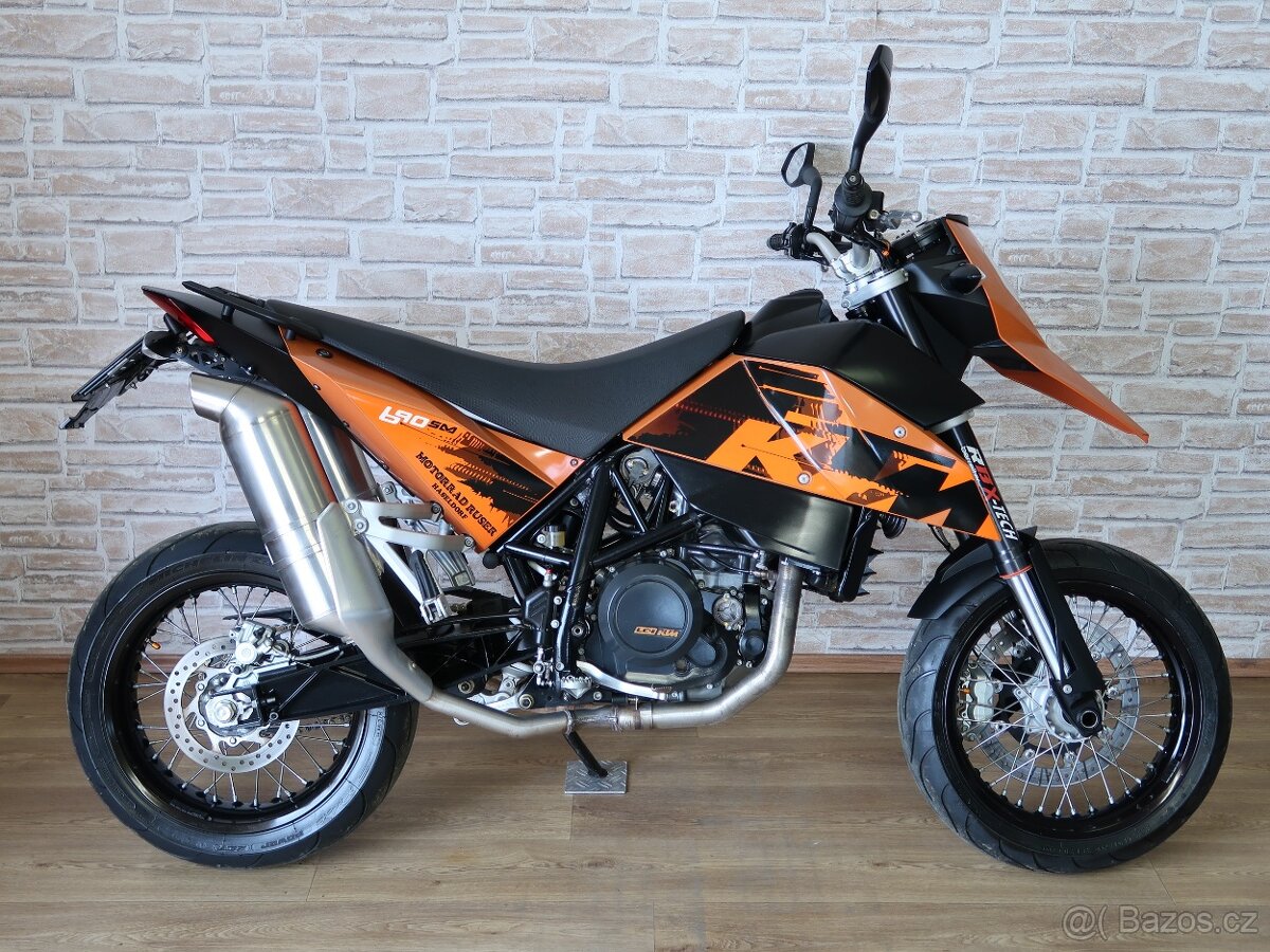 KTM 690SM 21000km, po servisu, servisní kniha