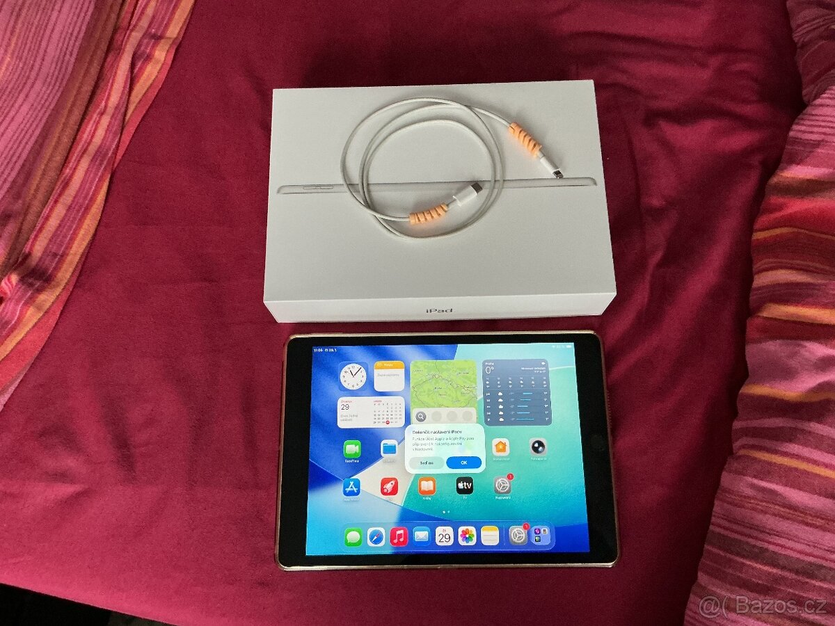 Apple iPad 9. generace 64 GB wifi