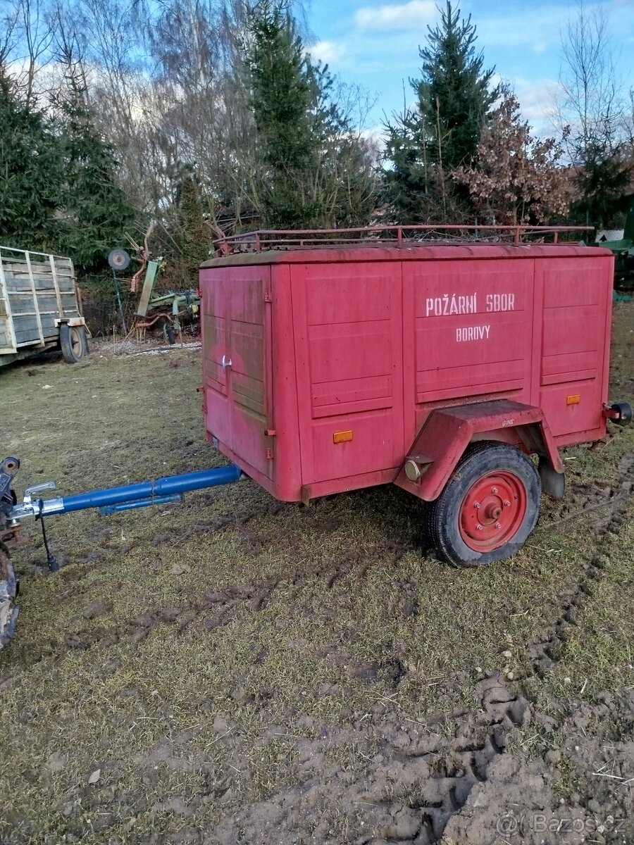 Hasičský vozík.