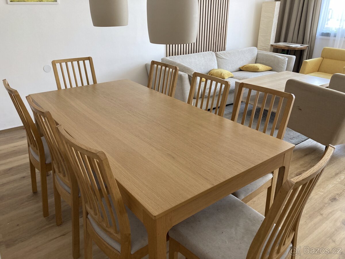 Rozkládací jídelní stůl + 8 Židlí EKEDALEN IKEA