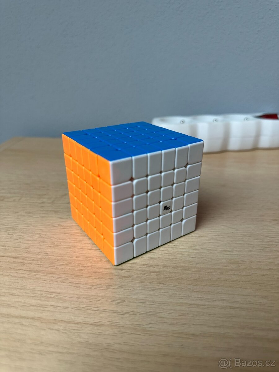 Rubikovy Kostky, Pyraminx, Mirror Cube ...
