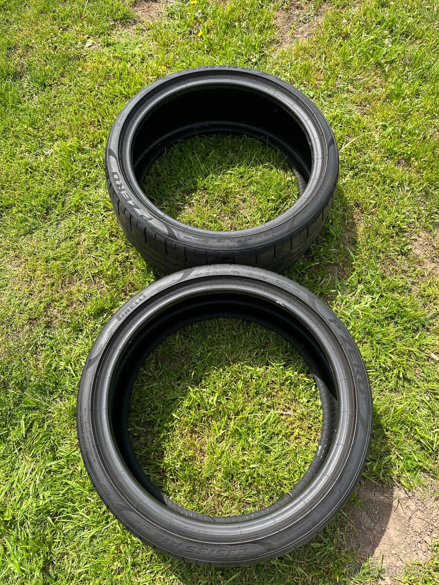 235/35 r19 letni pneu 2ks Pirelli Pzero
