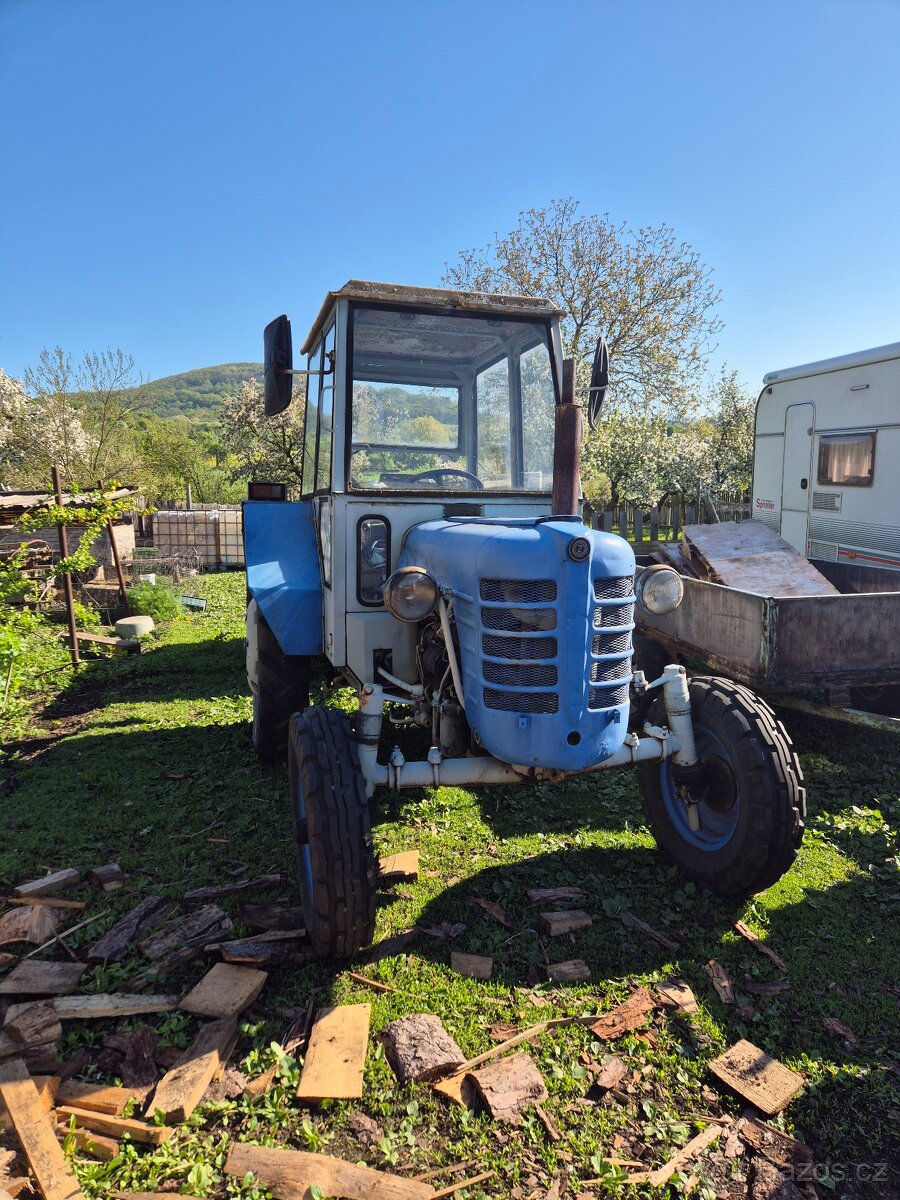 Traktor Zetor 3011