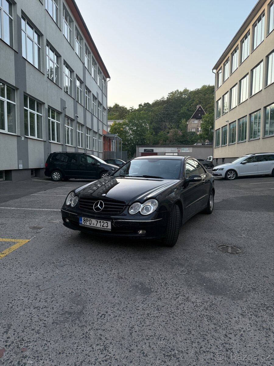 Mercedes-Benz CLK 320i 3.2 V6
