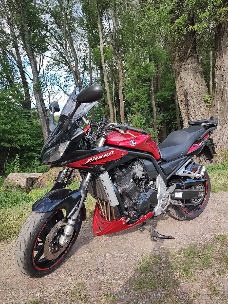 Yamaha FZS 1000