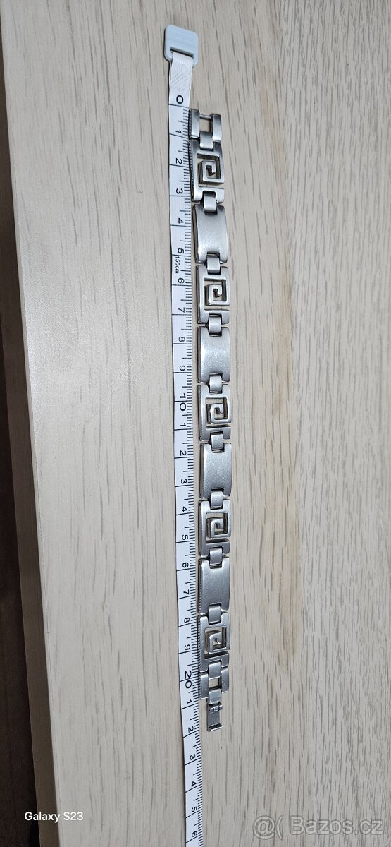Náramek z chirurgické ocele