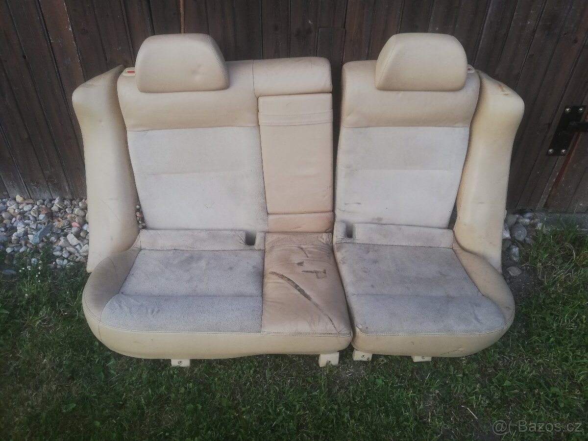 Zadní sedačky VW PASSAT B5.5 KOMBI