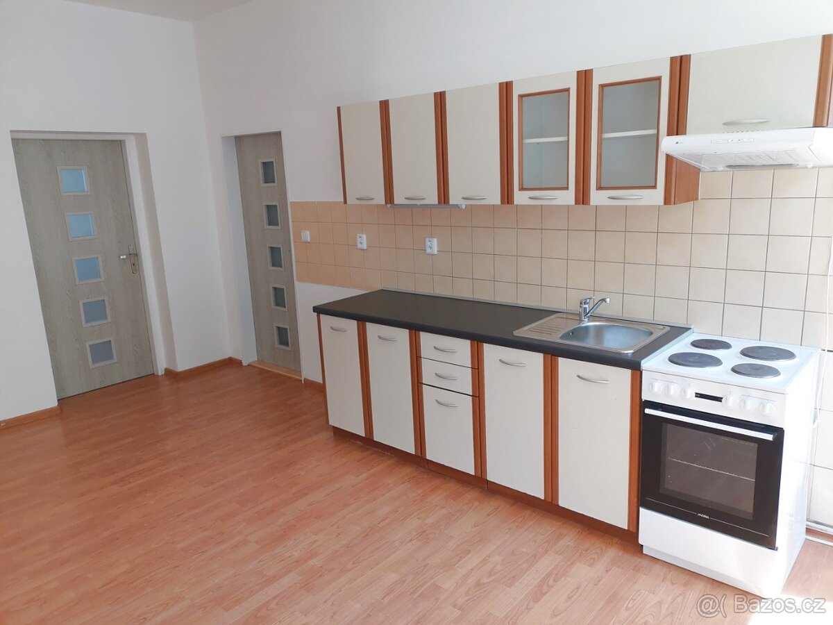 Byt 2+kk 51 m2 v Karlových Varech Dvorech