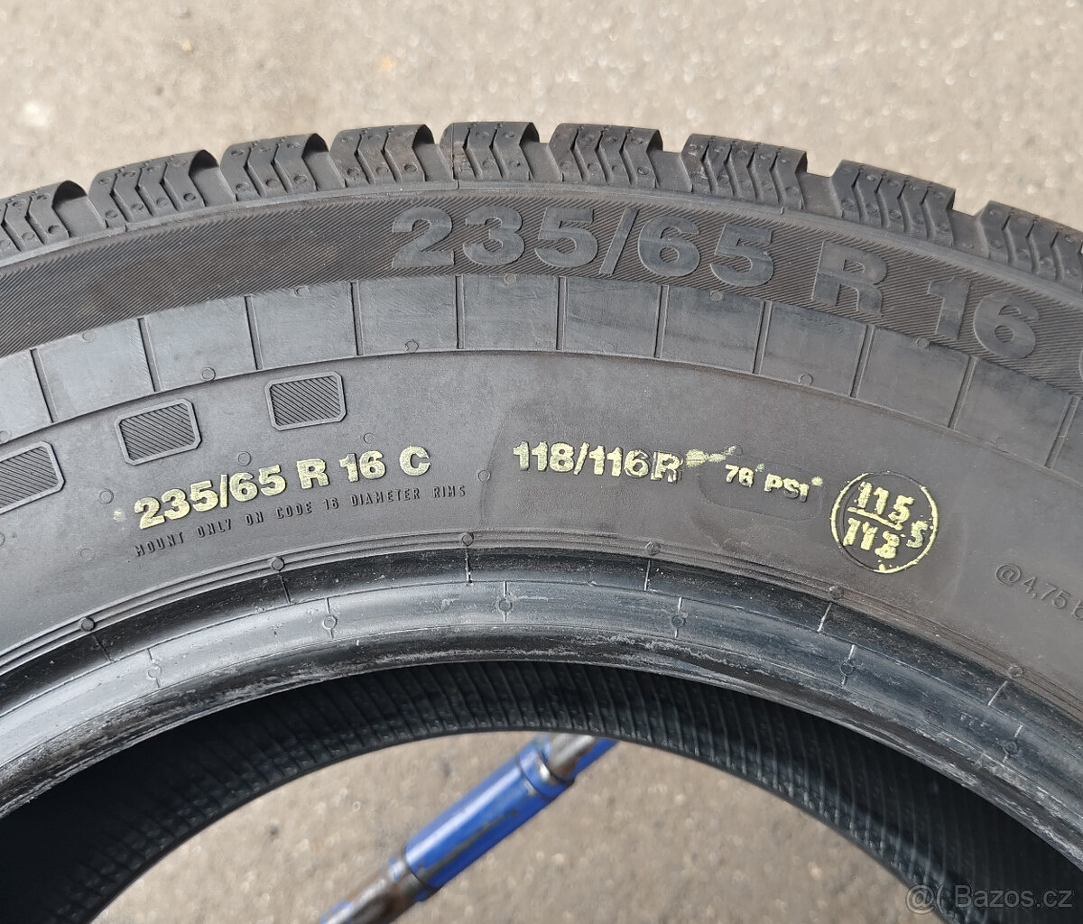 Celoroční pneu Continental 235/65r16C