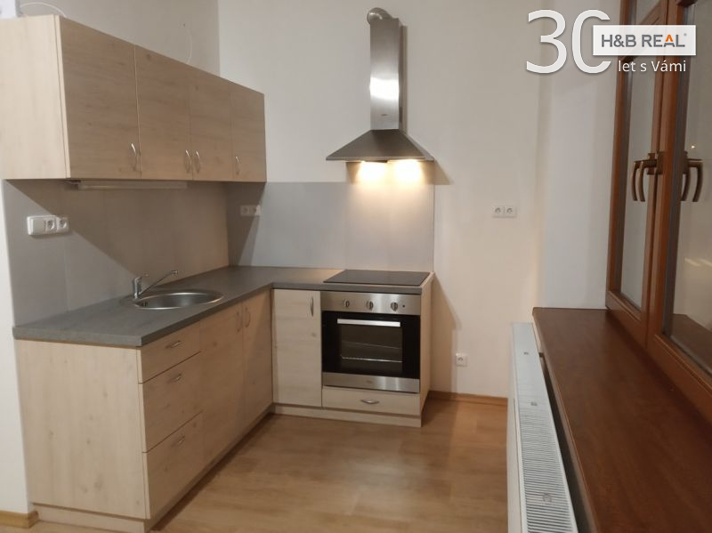 Pronájem zděného rek. bytu 2+KK (Hranice, 50 m2)