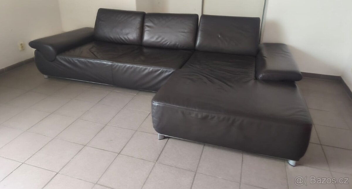 Kožená moderní rohová sedací souprava