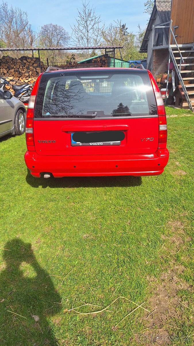 Volvo v70