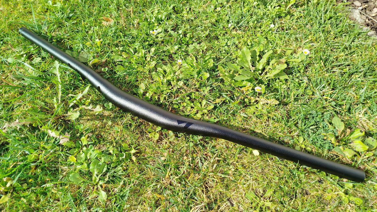 MTB řidítka Specialized Alloy Low Rise 780mm