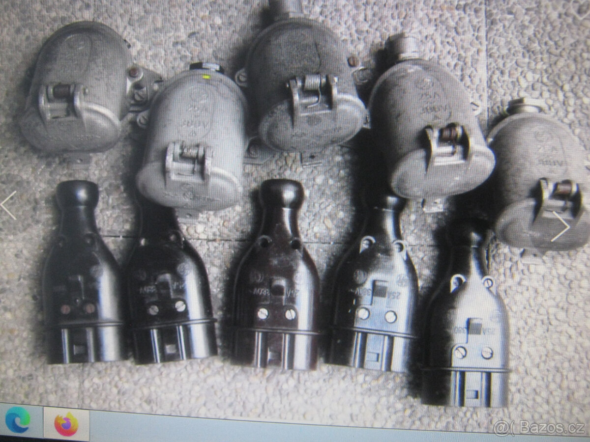 Staré bakelitové keramické zásuvky a zástrčky na 380 V.25A