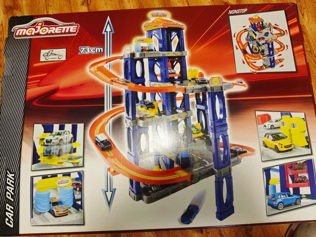 🏎️ Majorette Garáž Car Park 5 podlaží – NOVÁ, zabalená 🏎️