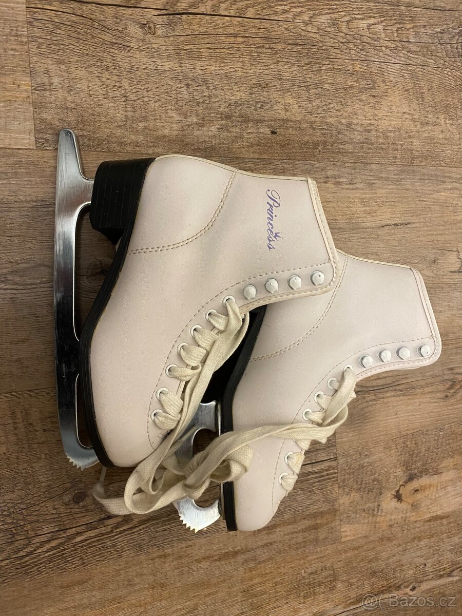 Dívčí brusle, vel. 34