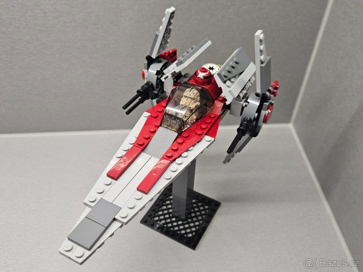 LEGO Star Wars 6205 V-wing Fighter rok 2006