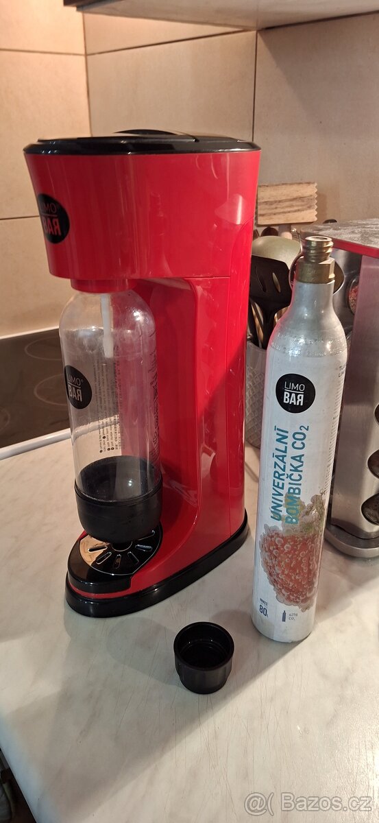 Výrobník sody Limobar +2x bombička +1 láhev