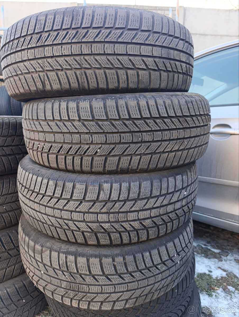 Zimní Continental 205/60/16