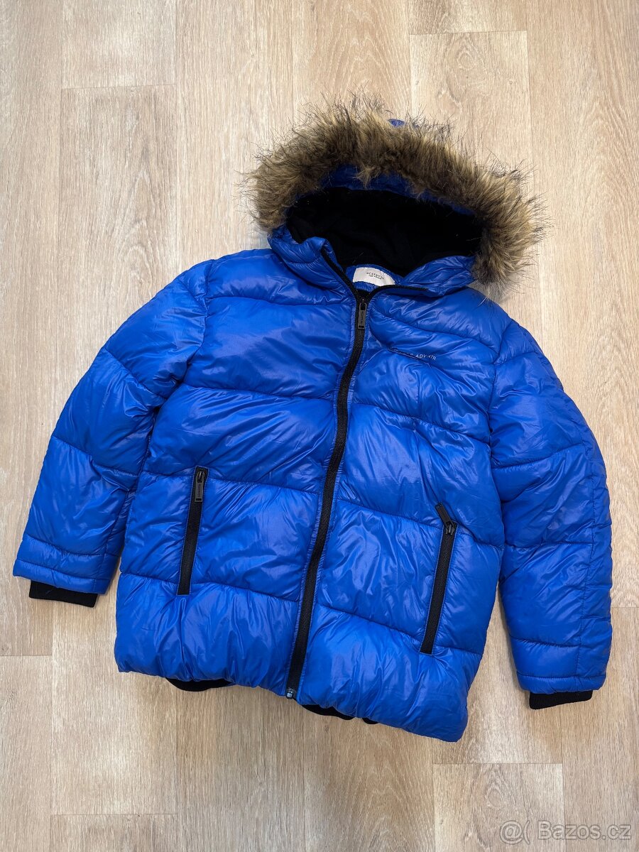Chlapecká modrá bunda